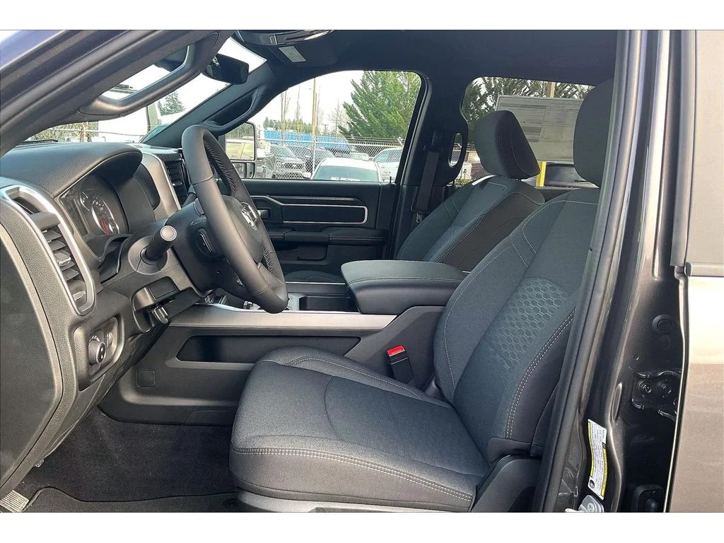 New 2026 Granite Crystal Metallic Clear-Coat Exterior Paint RAM Big Horn L1 Plus Sport image 9