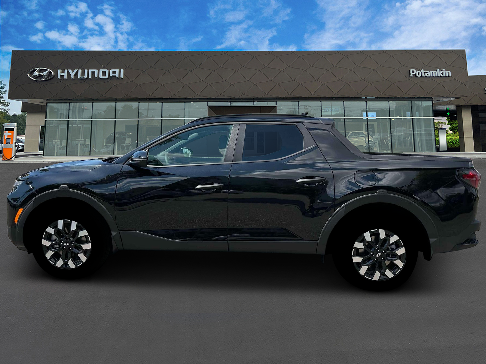 New 2026 Phantom Black Hyundai SEL image 3