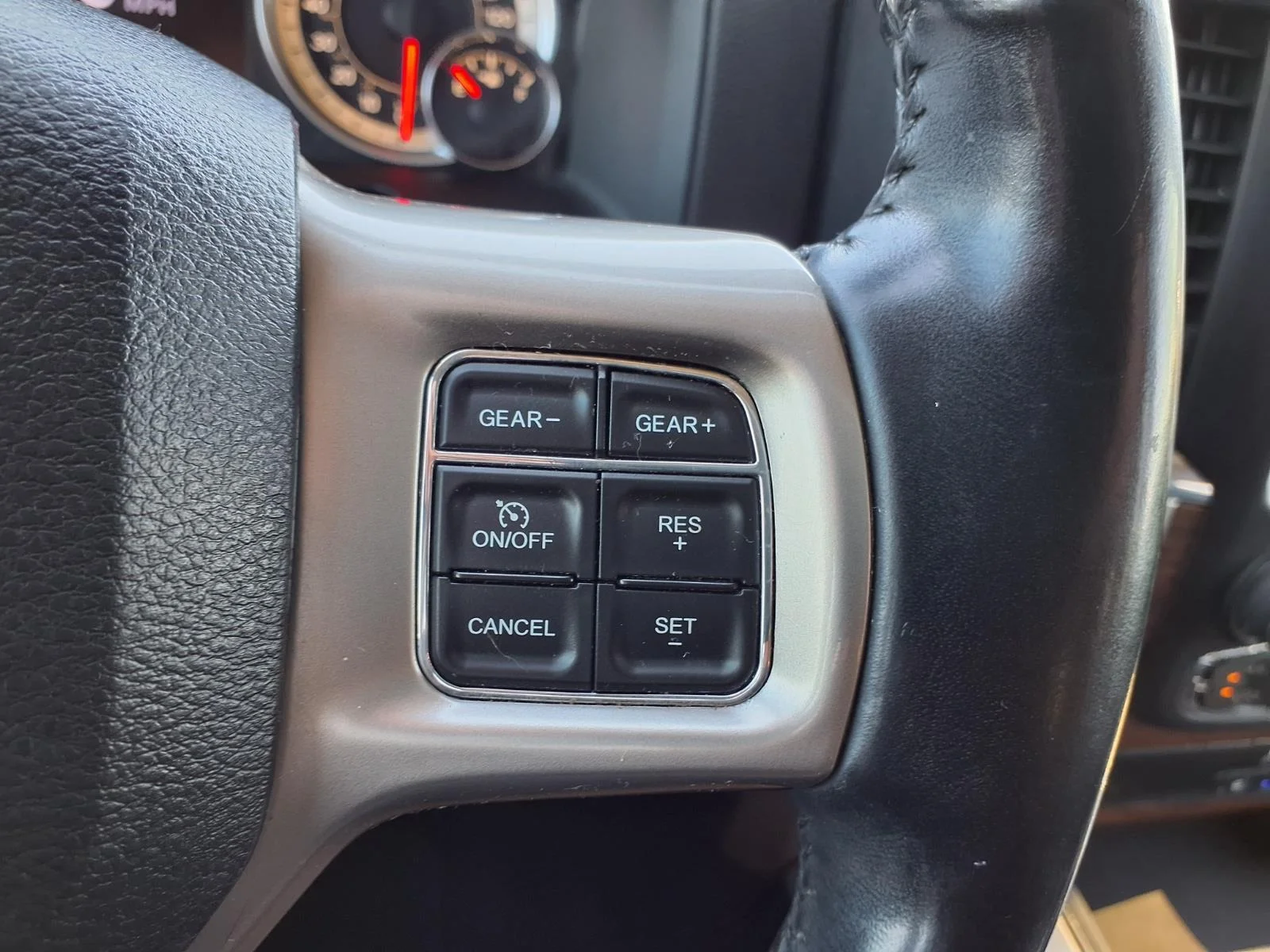 Used 2016 Bright White Clearcoat Ram Laramie image 19