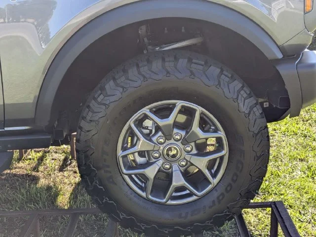 Used 2025 Carbonized Gray Ford Badlands image 11