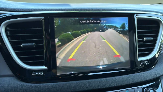 Used 2025 Black Chrysler Select image 27