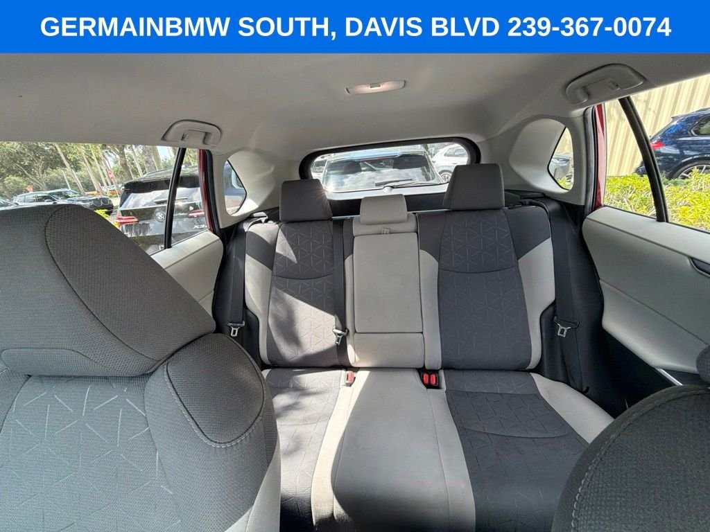 Used 2022 Pearl Toyota XLE image 19