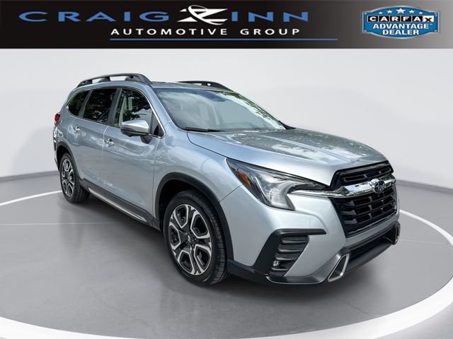 2023 Subaru Ascent Touring's photo