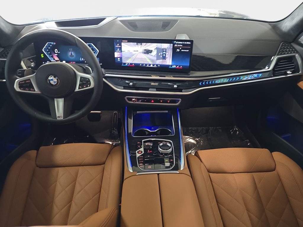 Used 2026 Black Sapphire Metallic BMW xDrive40i image 12