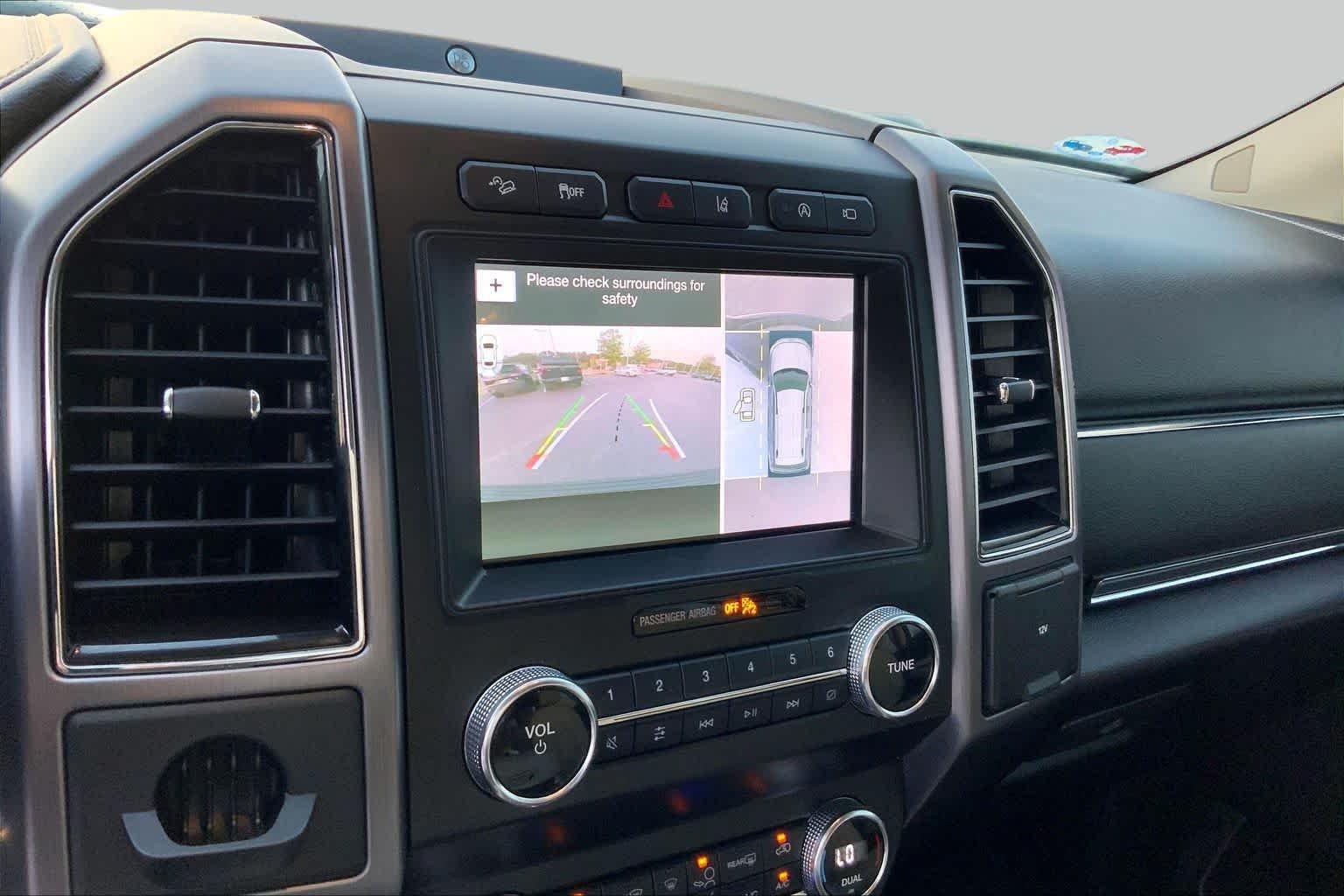 Used 2019 Agate Black Ford Platinum image 28