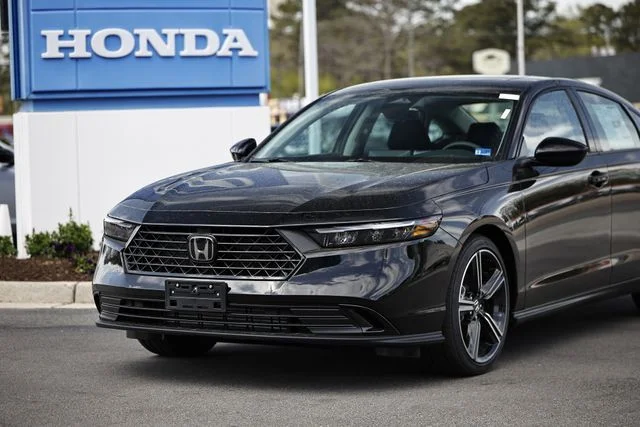 New 2026 Crystal Black Pearl Honda SE image 2