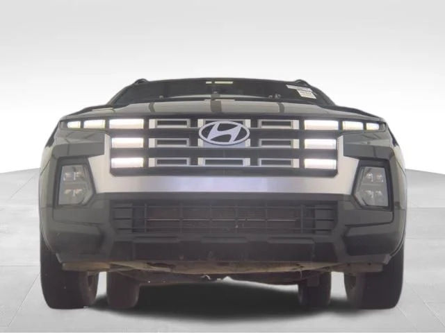 Used 2025 Black Hyundai SEL image 2