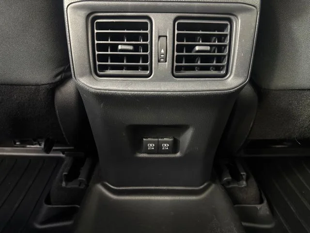Used 2019 Lunar Toyota XLE image 13