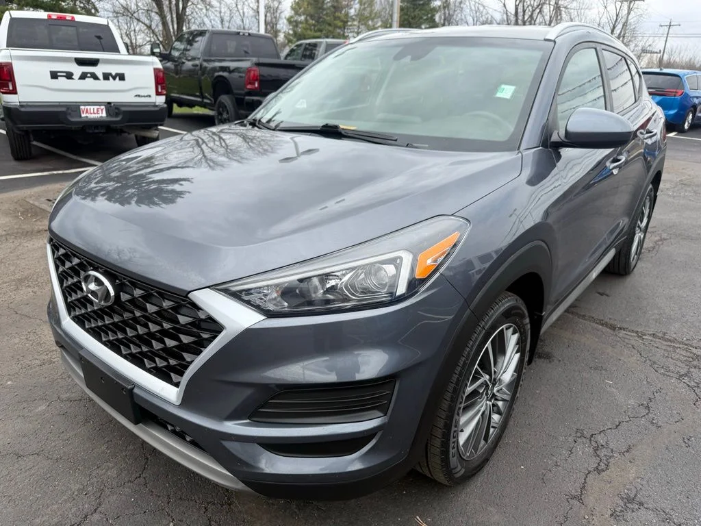 Used 2019 Gray Hyundai SEL image 2