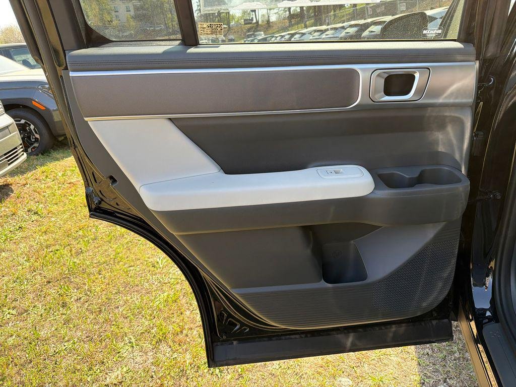2026 Hyundai Santa Fe SE - Photo 22