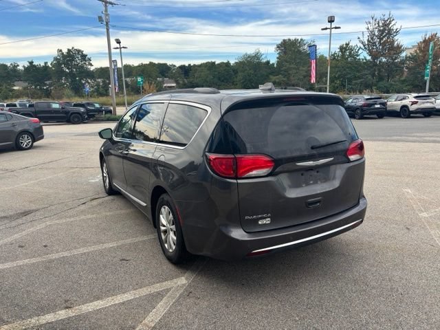 2017 Chrysler Pacifica Touring-L - Photo 9