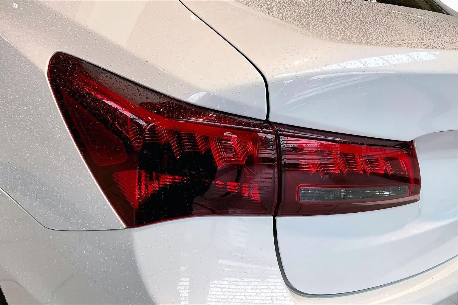 Used 2015 Bellanova White Pearl Acura V6 Tech image 27