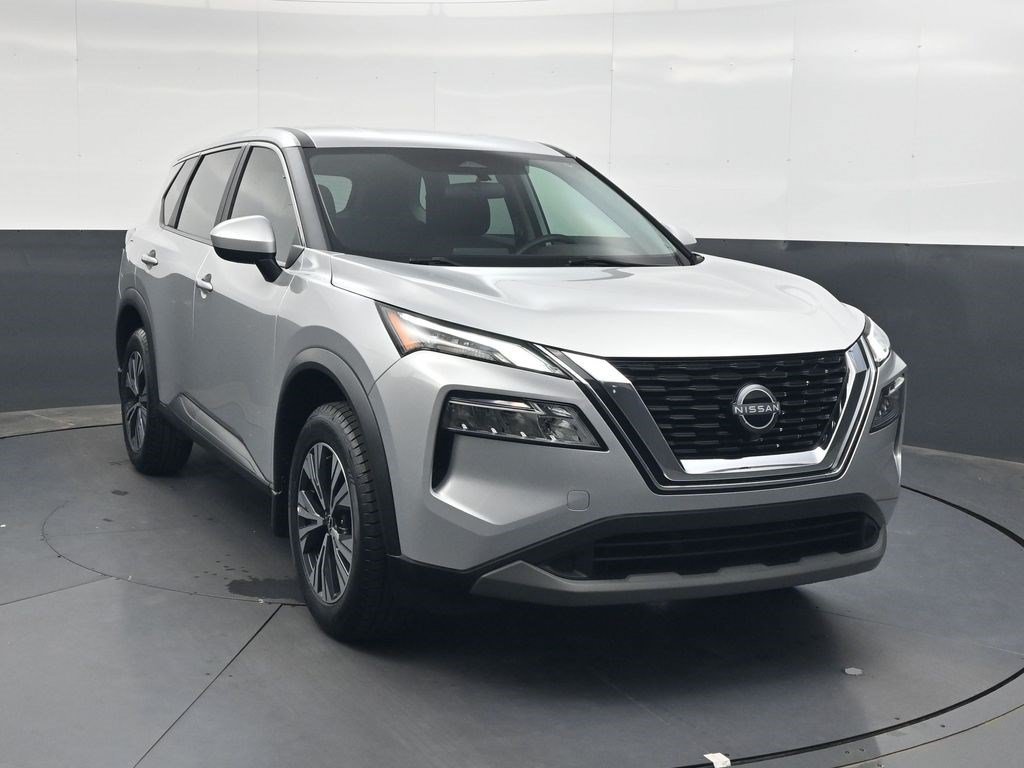 Used 2023 Brilliant Silver Metallic Nissan SV image 2