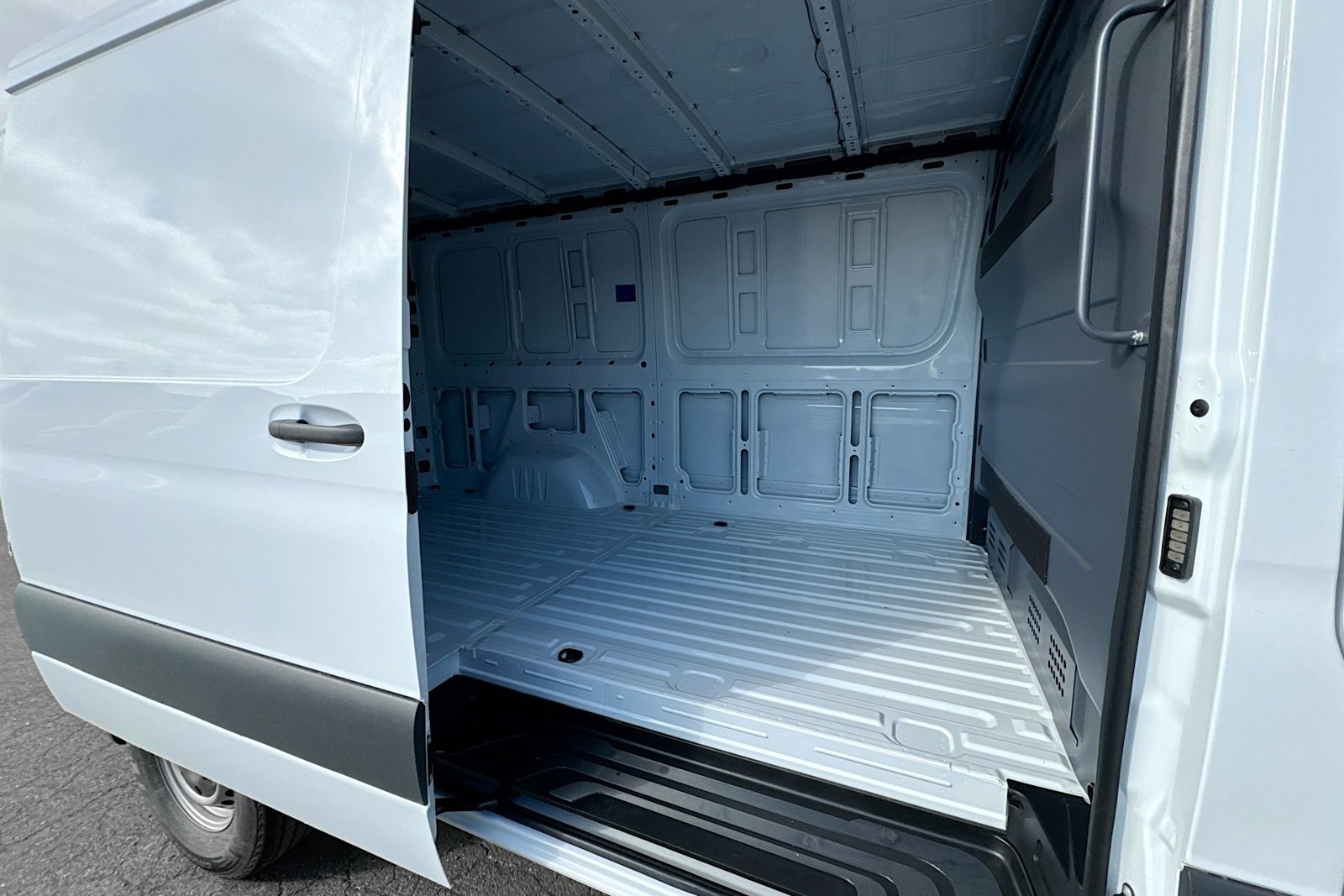 New 2026 Arctic White Mercedes-Benz  image 22