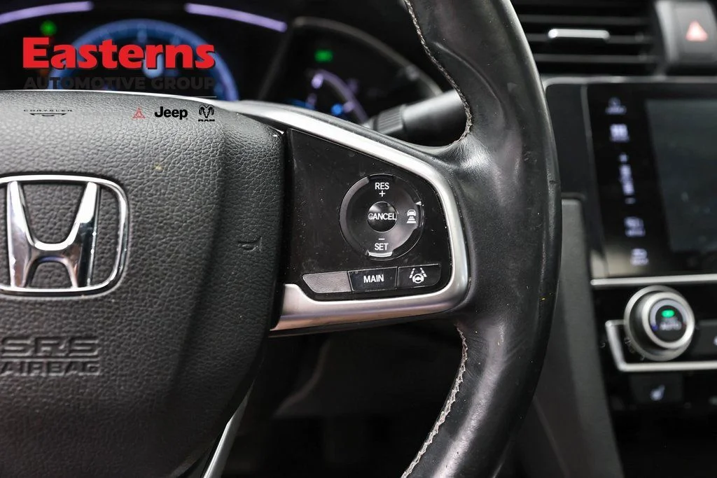 Used 2017 Blue Honda Touring image 14