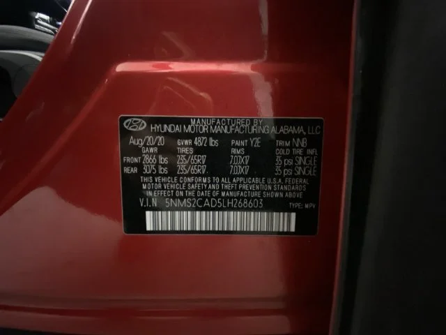 Used 2020 Red Hyundai SE image 26