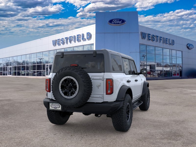 New 2025 Oxford White Ford Badlands® image 8