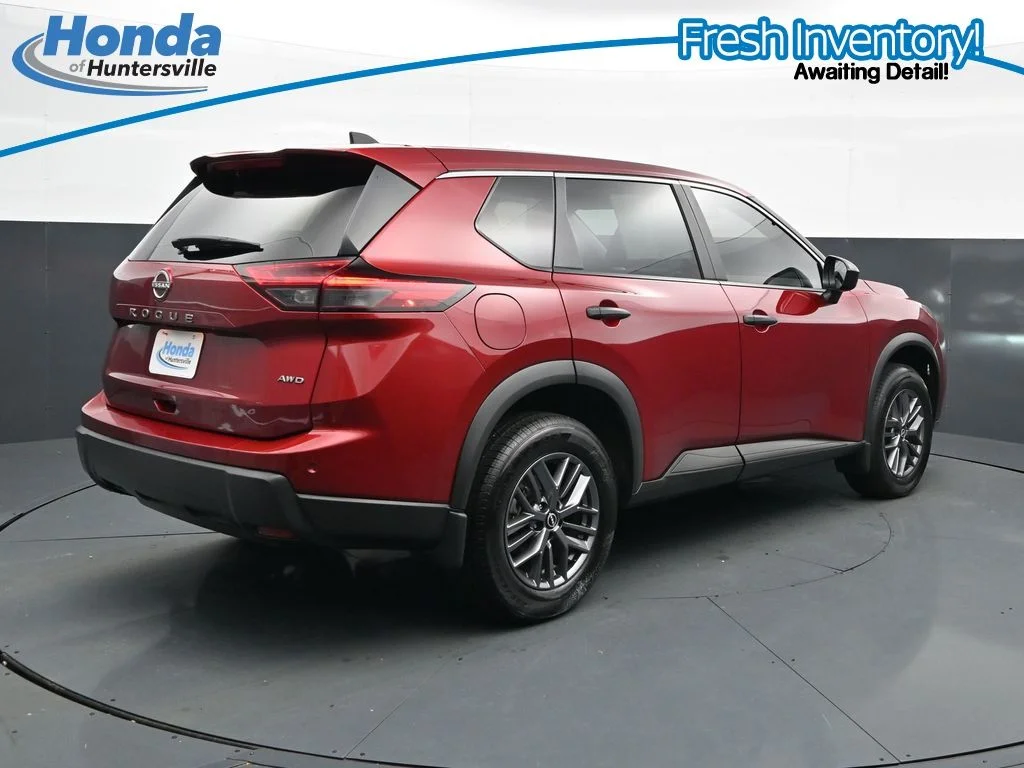 Used 2024 Scarlet Nissan S image 10