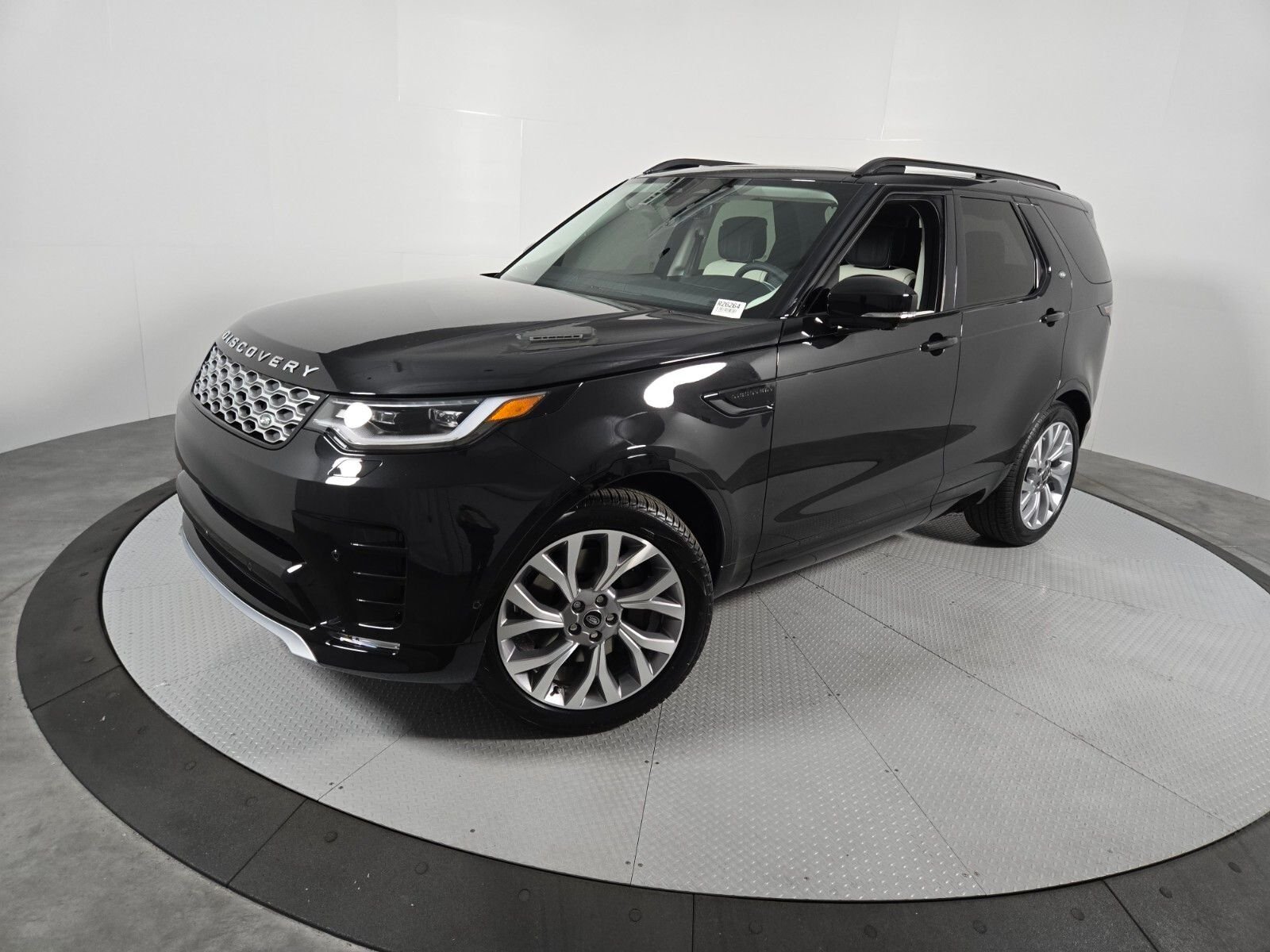 2026 Land Rover Discovery