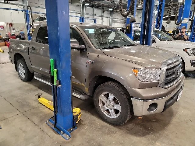 2010 Toyota Tundra 5.7 Auto Tundra Grade Crew Max's photo