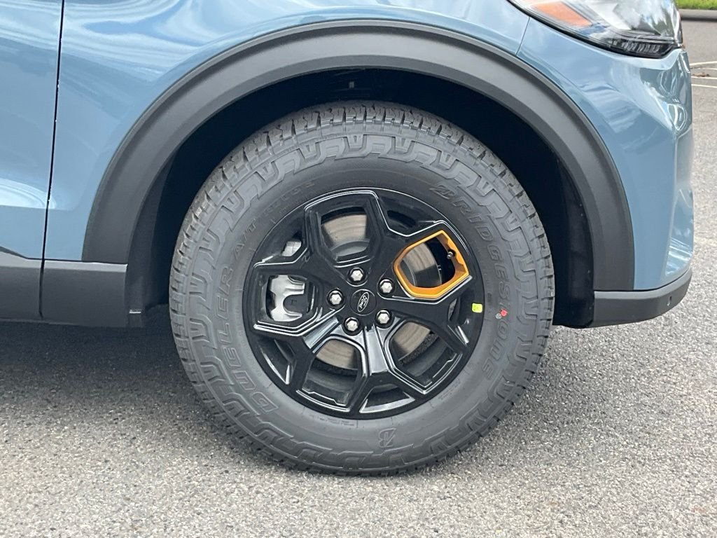 New 2026 Vapor Blue Metallic Ford Tremor® image 23