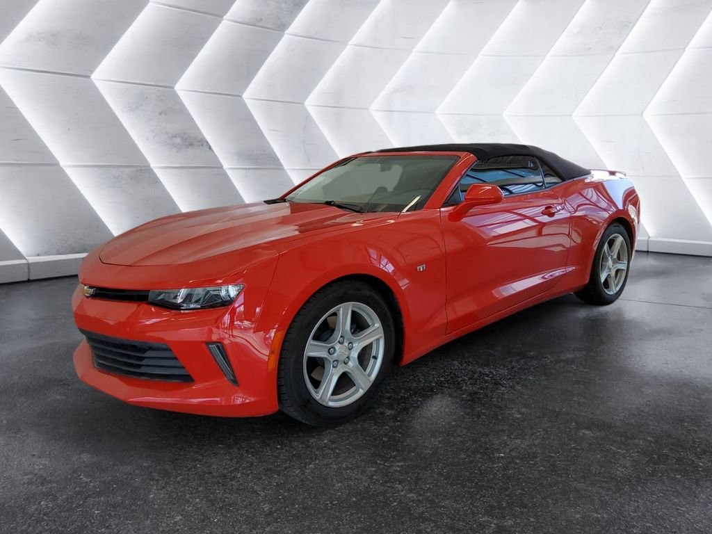 Used 2018 Red Chevrolet 1LT image 3