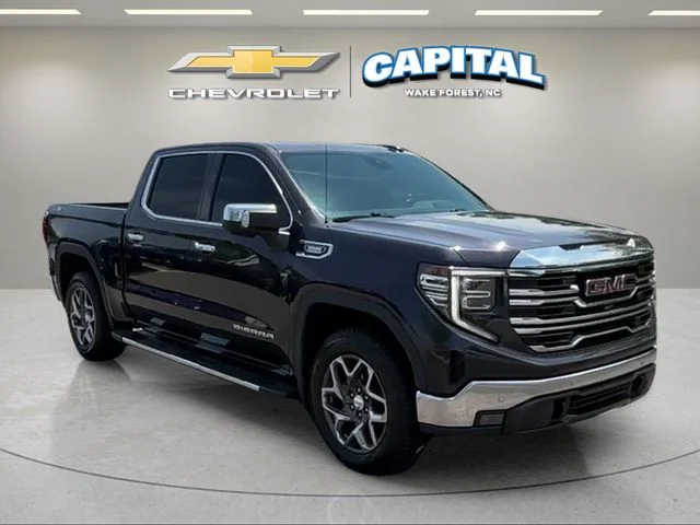 Used 2022 Silver GMC SLT image 7