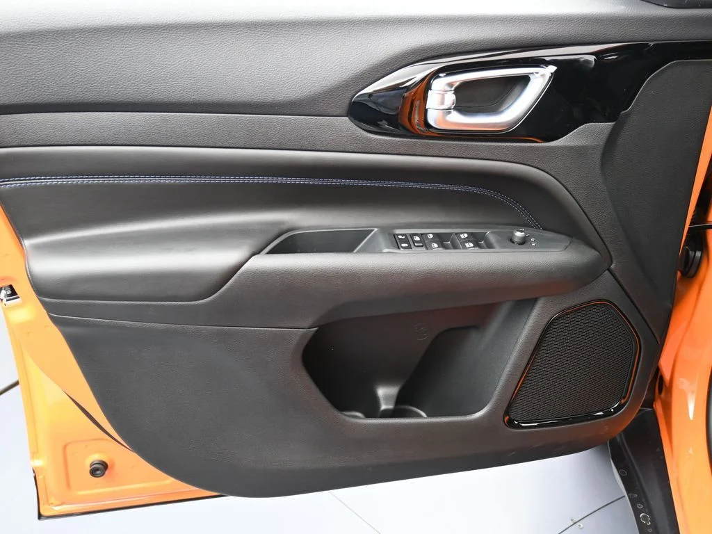 New 2026 Joose (DISC) Jeep Latitude image 12