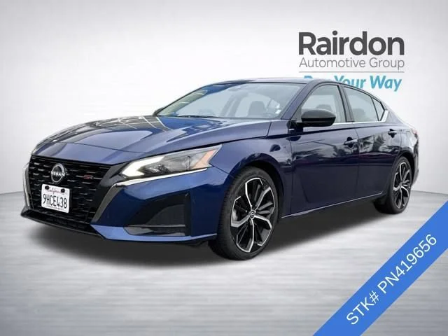 Used 2023 Deep Blue Pearl Nissan 2.5 SR image 3
