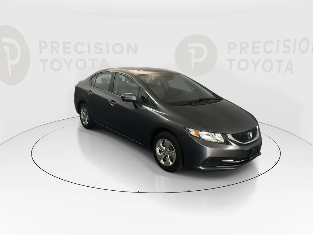 Used 2015 Modern Steel Metallic Honda LX image 3