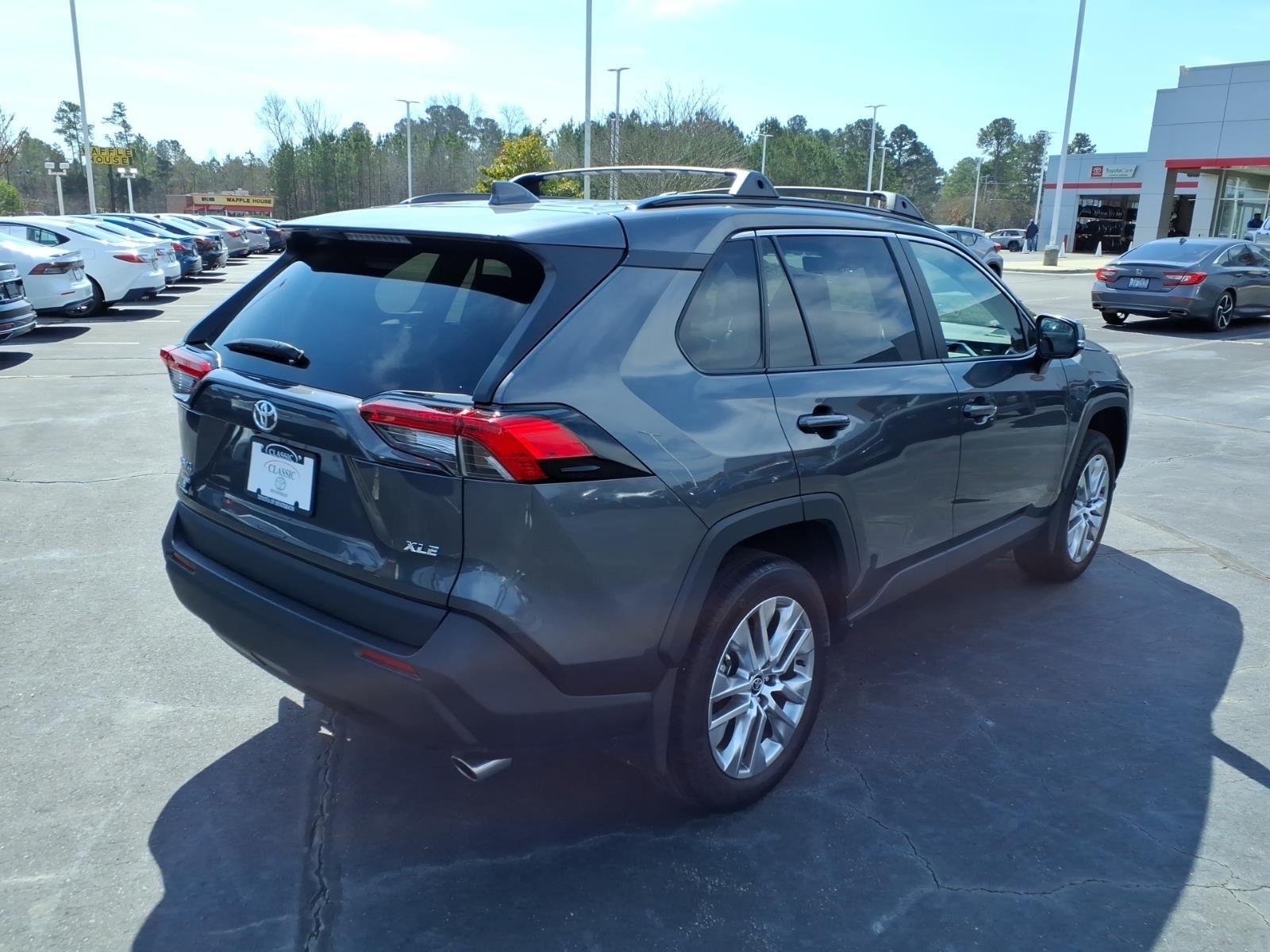 Used 2024 Magnetic Gray Metallic Toyota XLE Premium image 2