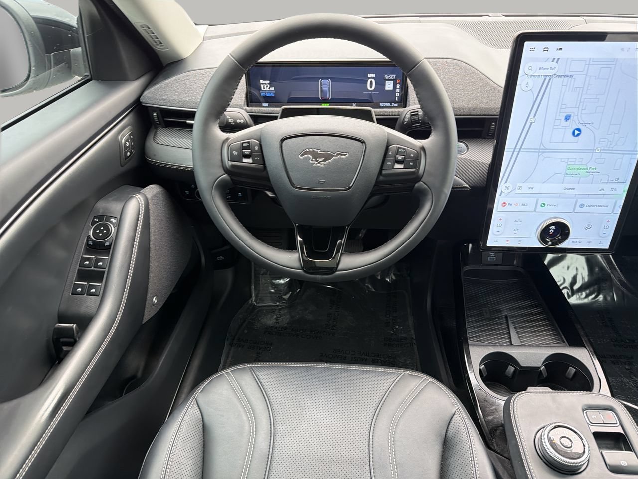 Used 2023 White Metallic Ford Premium image 13
