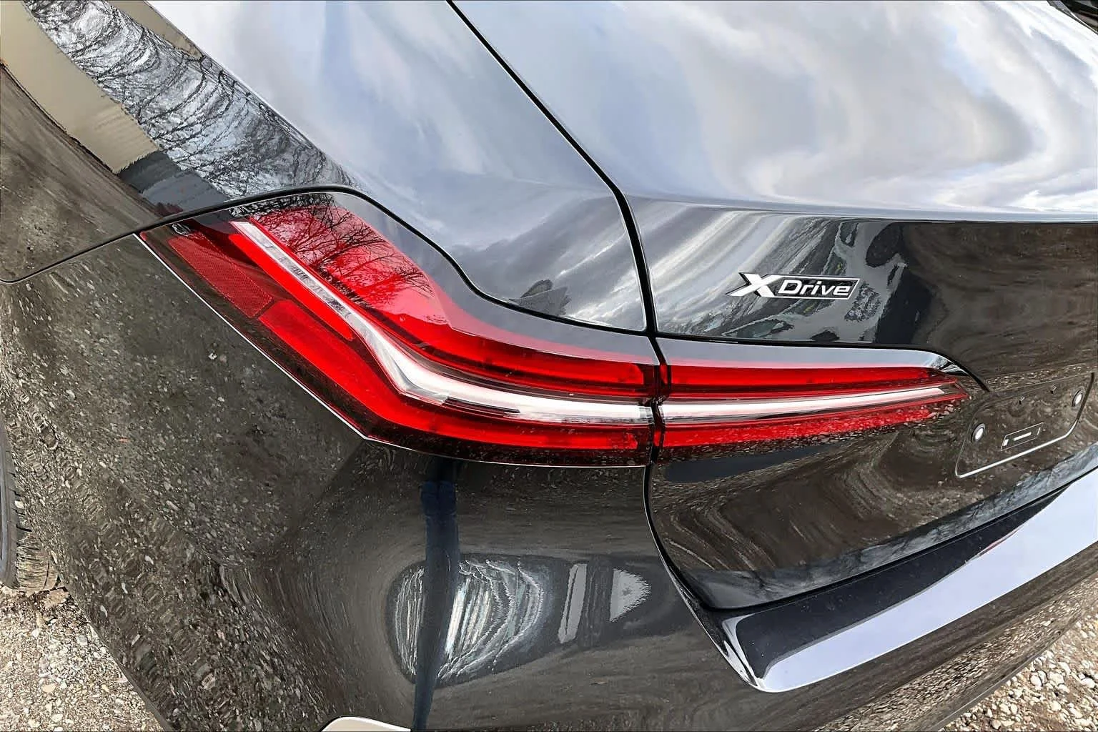 New 2026 Dark Graphite Metallic BMW 530i xDrive image 5