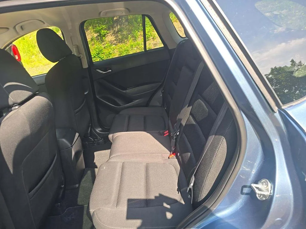 Used 2016 Blue Mazda Touring image 5