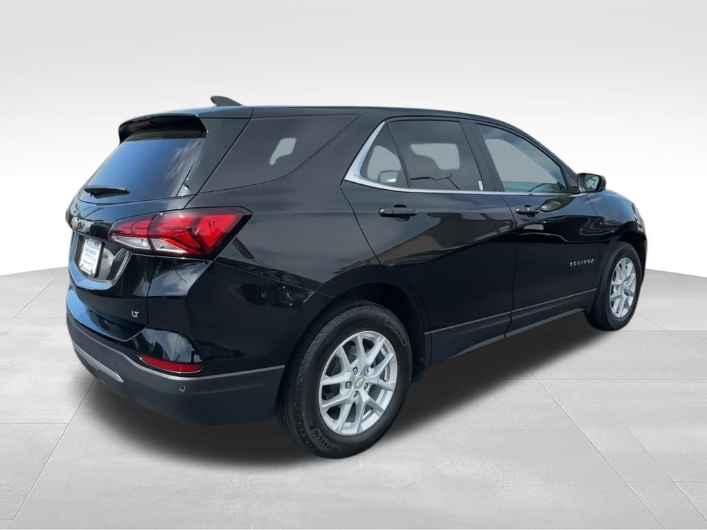 Used 2022 Black Chevrolet LT image 8