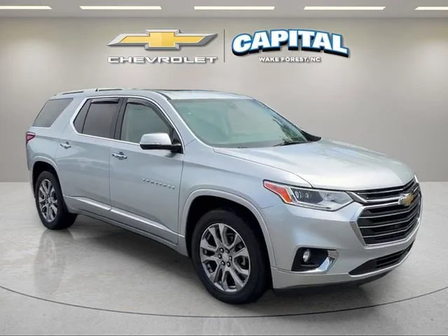 Used 2019 SILVER ICE METALLIC Chevrolet Premier image 7