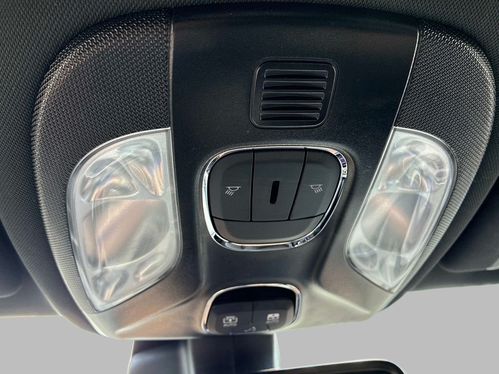Used 2024 Gray Jeep Limited image 37