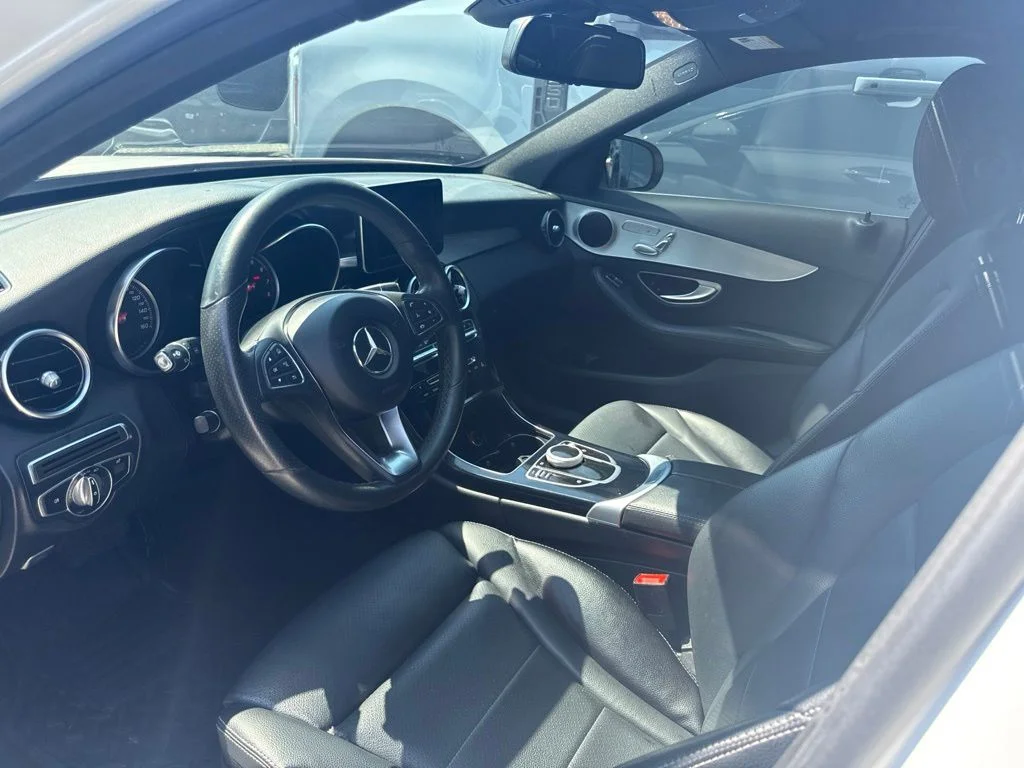 Used 2018 White Mercedes-Benz C 300 image 3