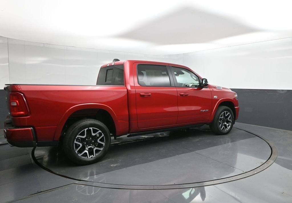 New 2026 Molten Red Pearl-Coat Exterior Paint RAM Laramie image 15