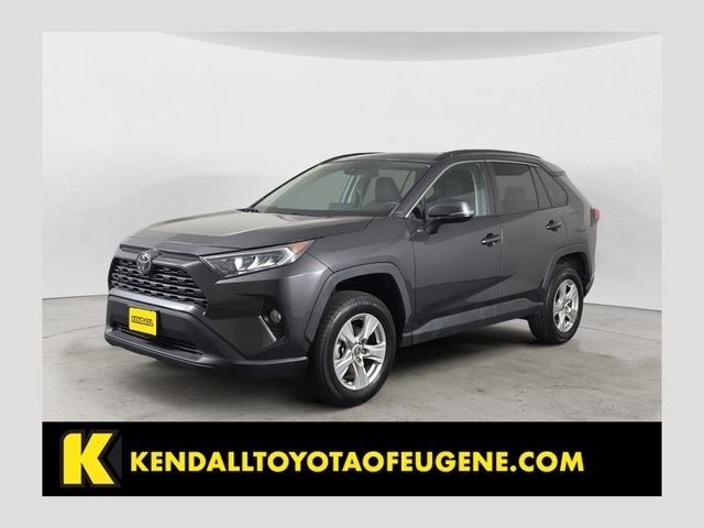Used 2019 Gray Toyota XLE image 1