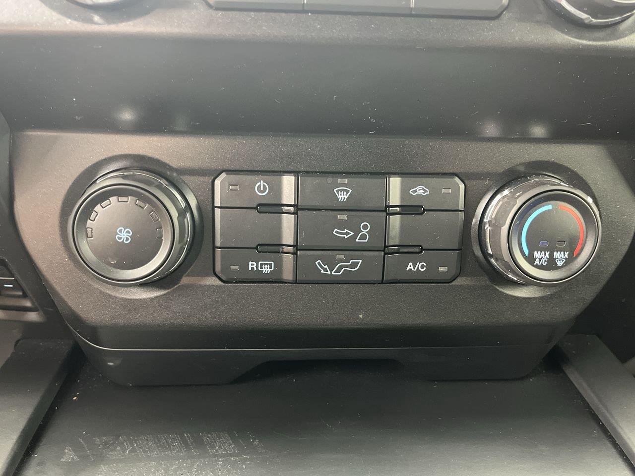 Used 2020 Agate Black Ford XL image 18