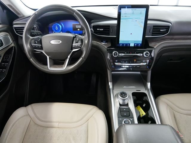 Certified Used 2021 White Metallic Ford Platinum image 12
