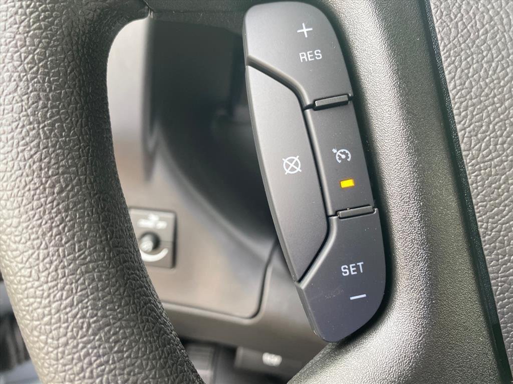 2025 Chevrolet Express Cargo Work Van - Photo 13