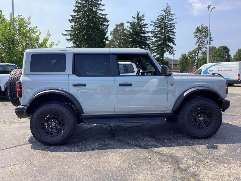 New 2026 White Ford Badlands image 9