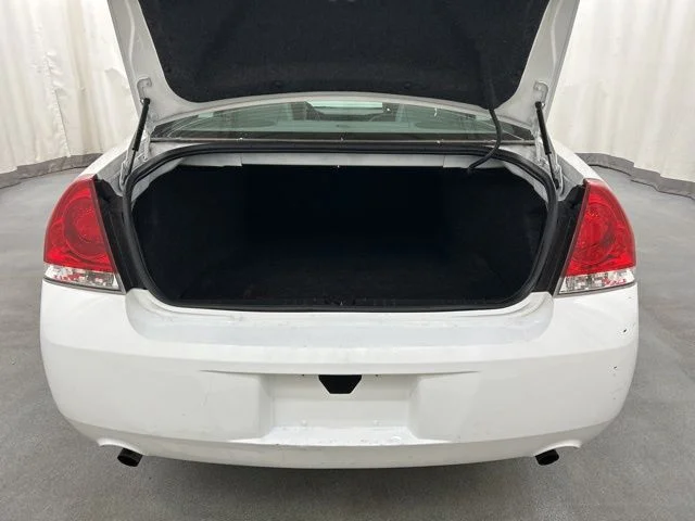 Used 2015 White Chevrolet LT image 20