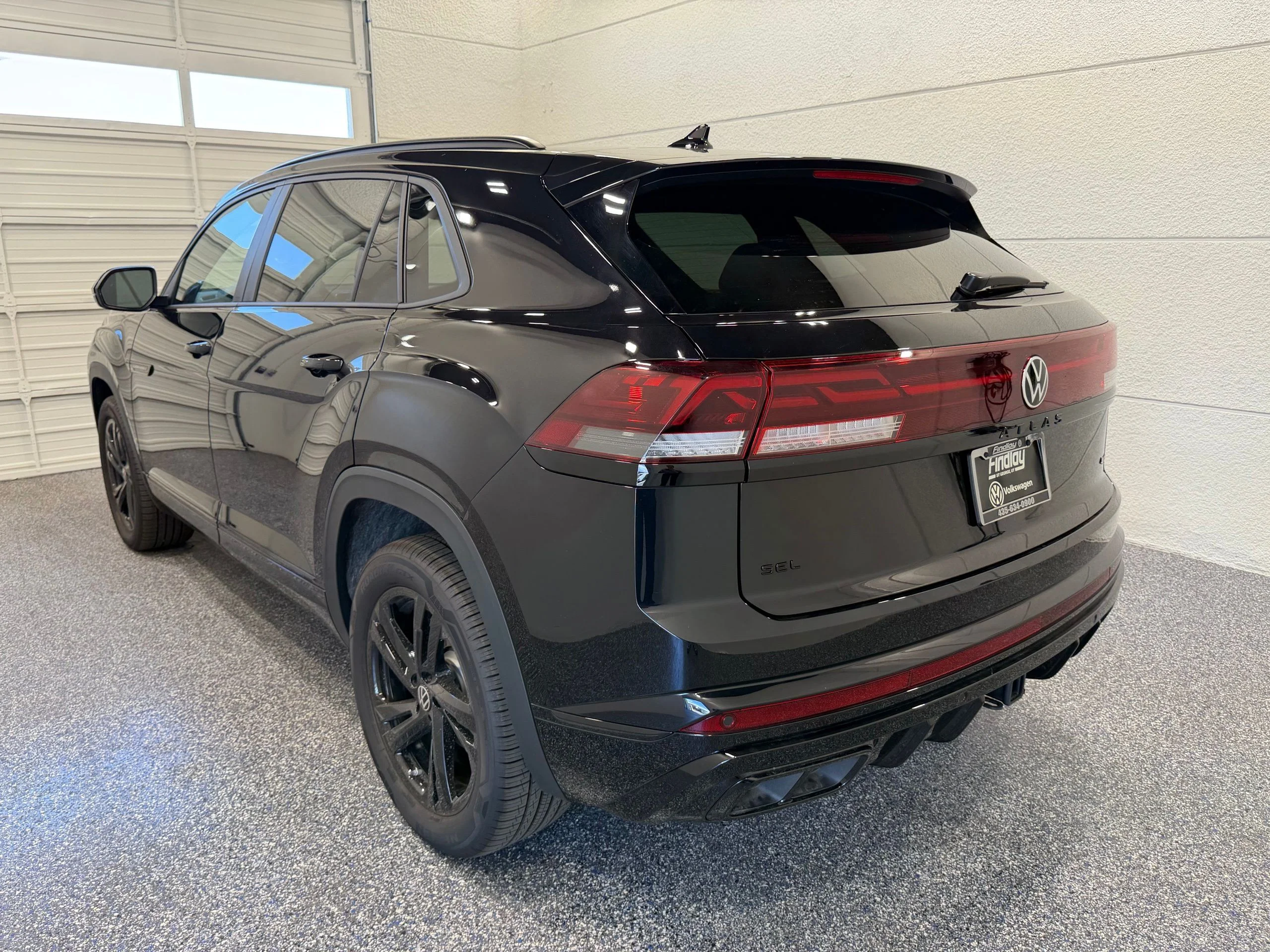2026 Volkswagen Atlas Cross Sport SEL R-LINE - Photo 4