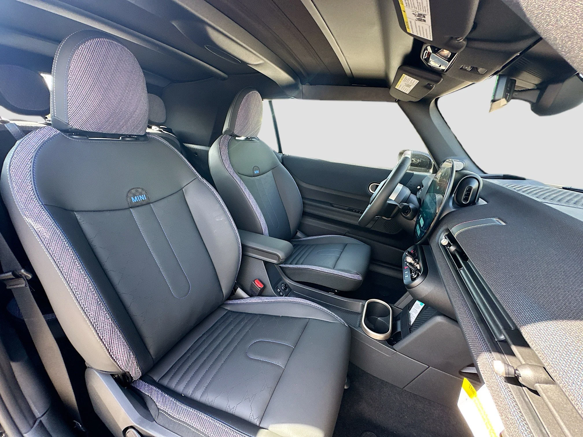 2026 MINI Convertible S - Photo 21