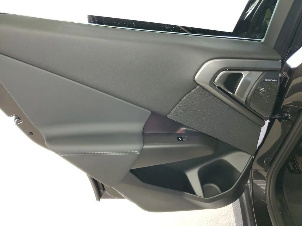 Used 2026 Gray BMW 30 xDrive image 9