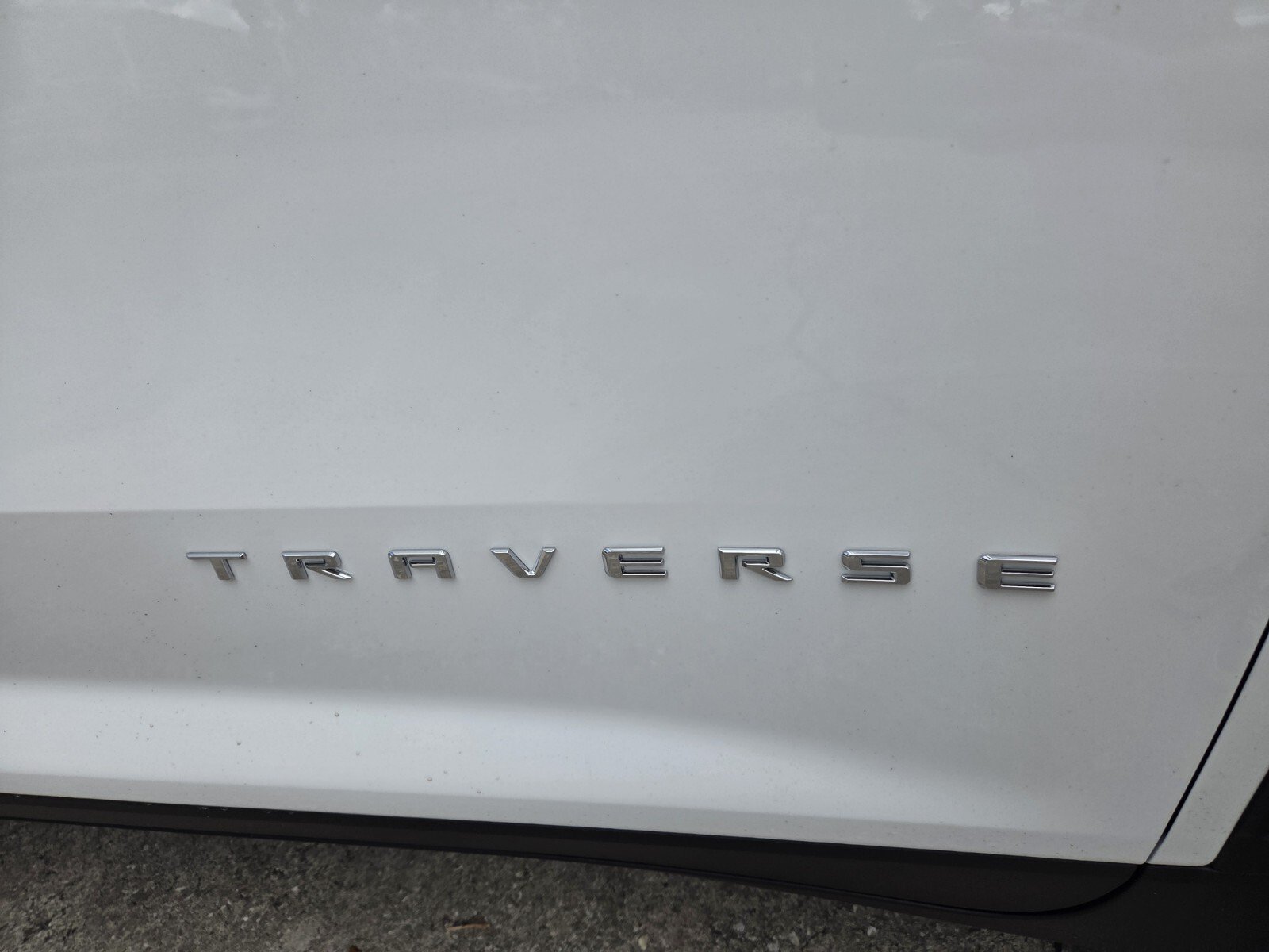 2027 Chevrolet Traverse LT - Photo 9