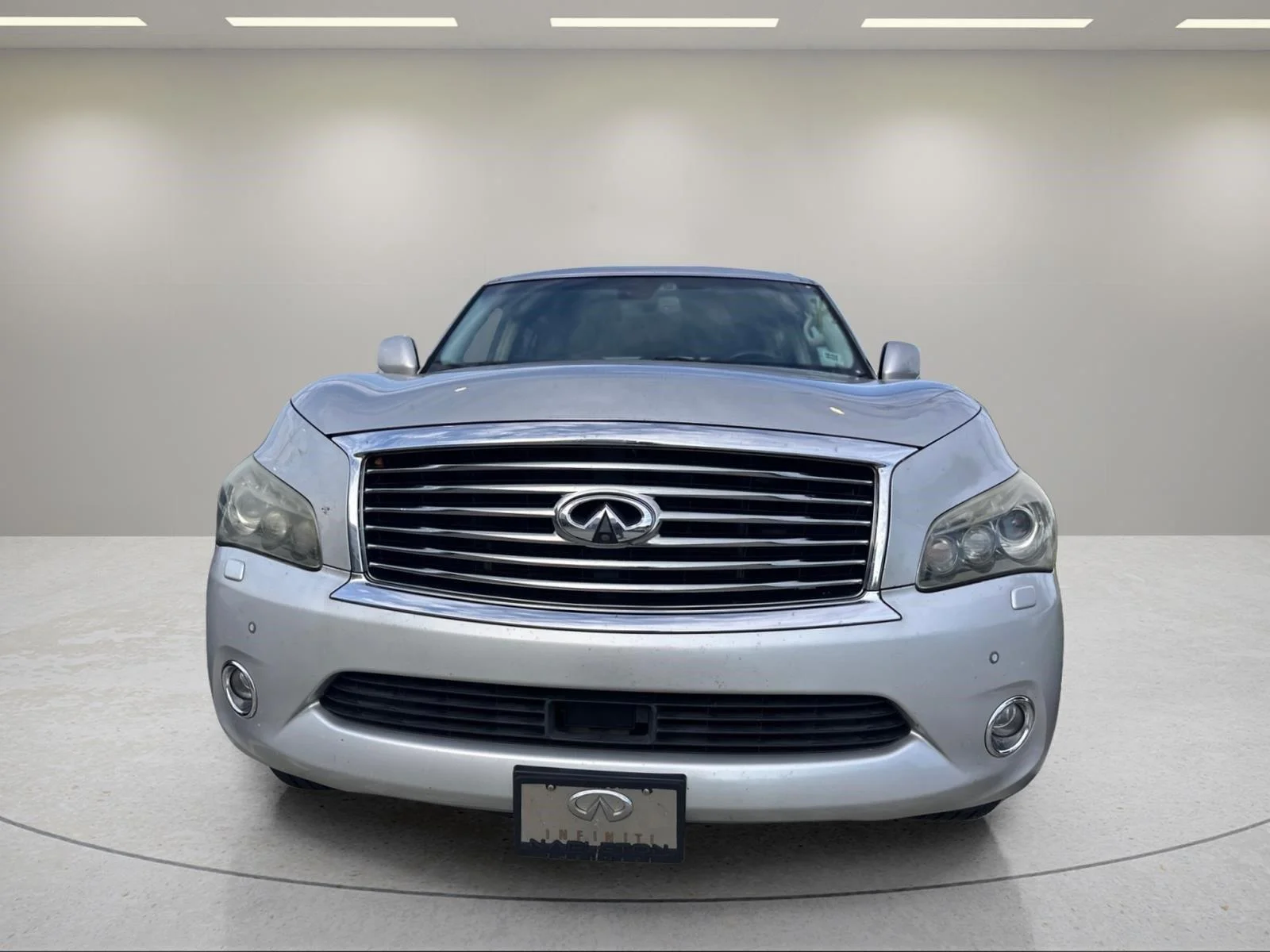 Used 2011 Liquid Platinum INFINITI 8-passenger image 9